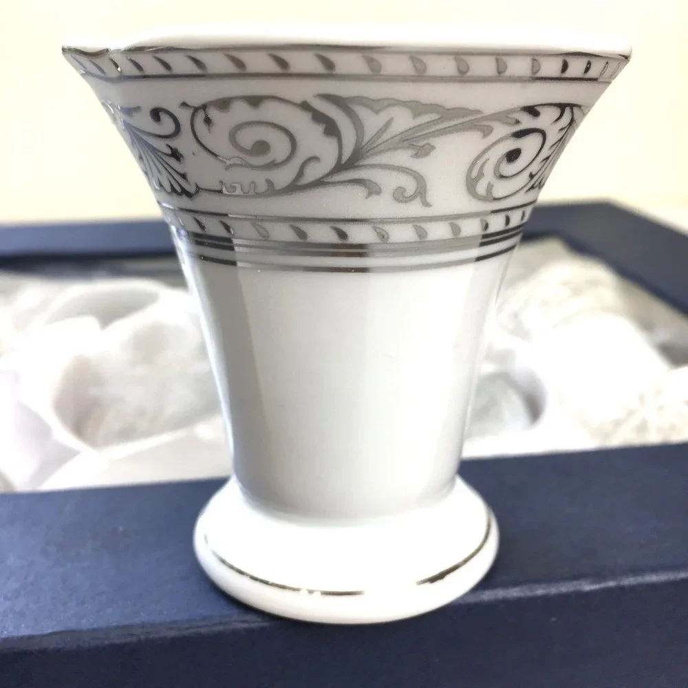 JOSEPH SEDGH Tea Espresso cups & Saucers Fine Porcelain Set 6 Tableware NWOT